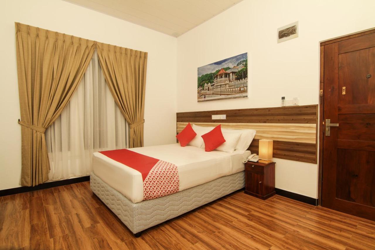 Clove Transit Hotel Kotugoda Zewnętrze zdjęcie