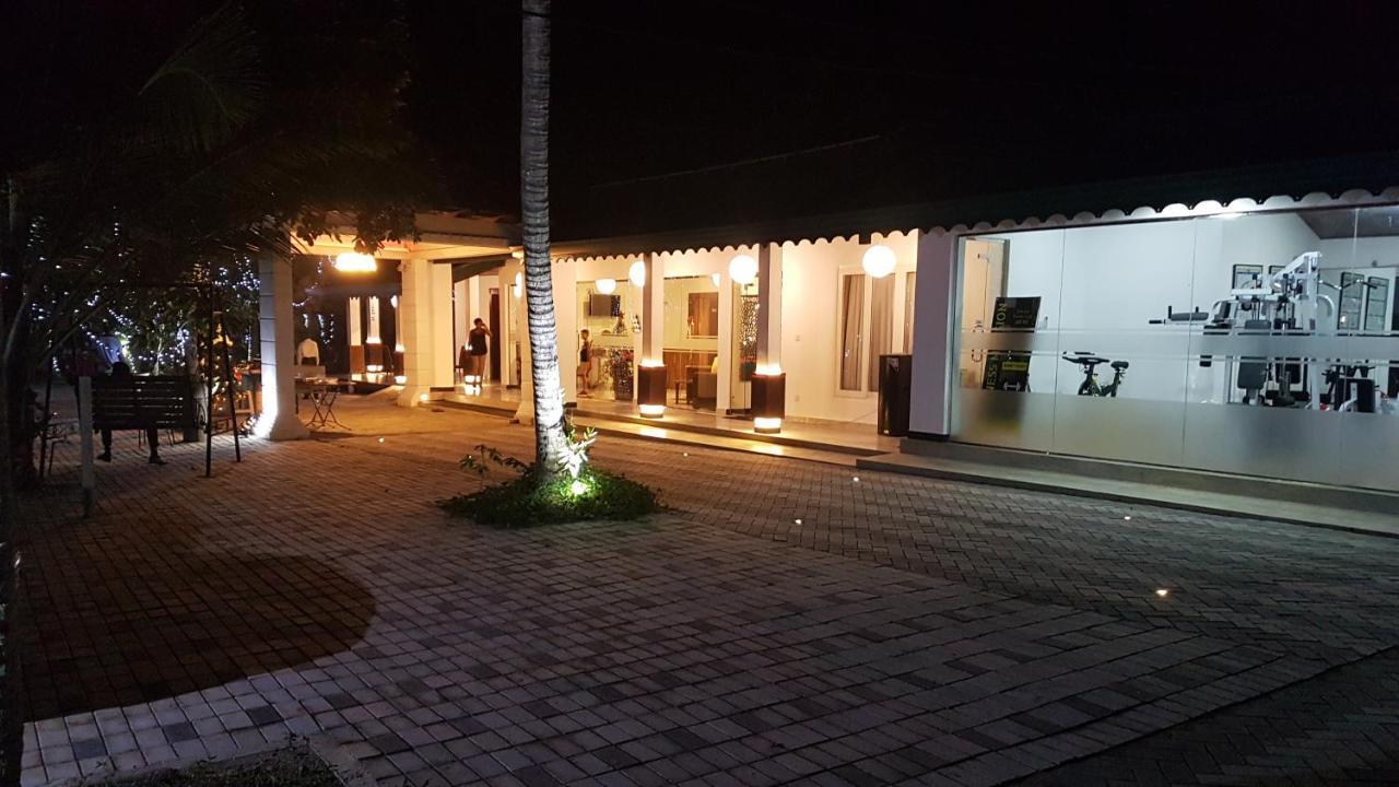 Clove Transit Hotel Kotugoda Zewnętrze zdjęcie
