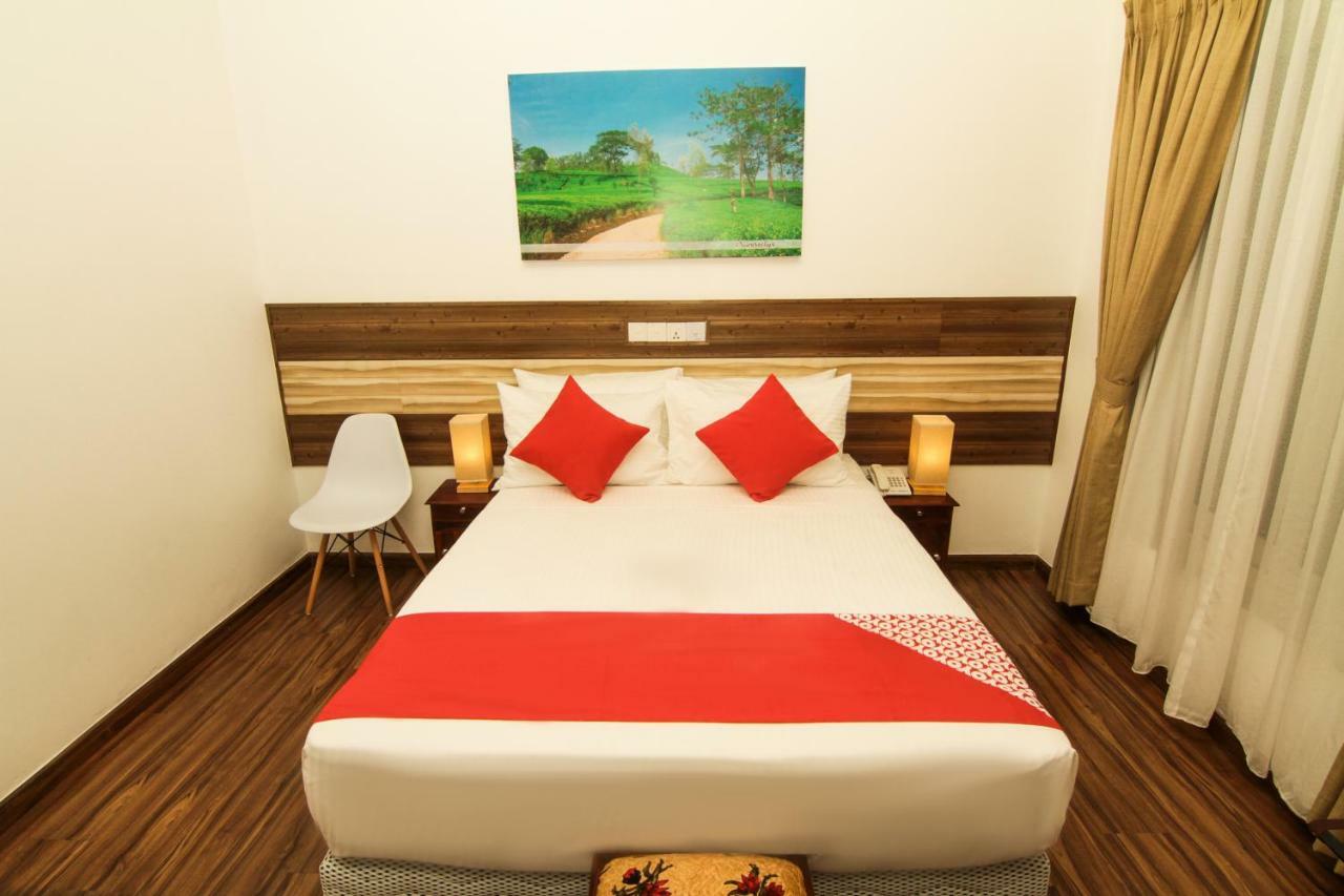 Clove Transit Hotel Kotugoda Zewnętrze zdjęcie