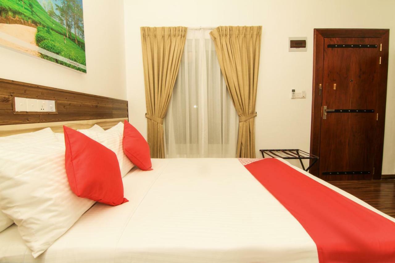 Clove Transit Hotel Kotugoda Zewnętrze zdjęcie