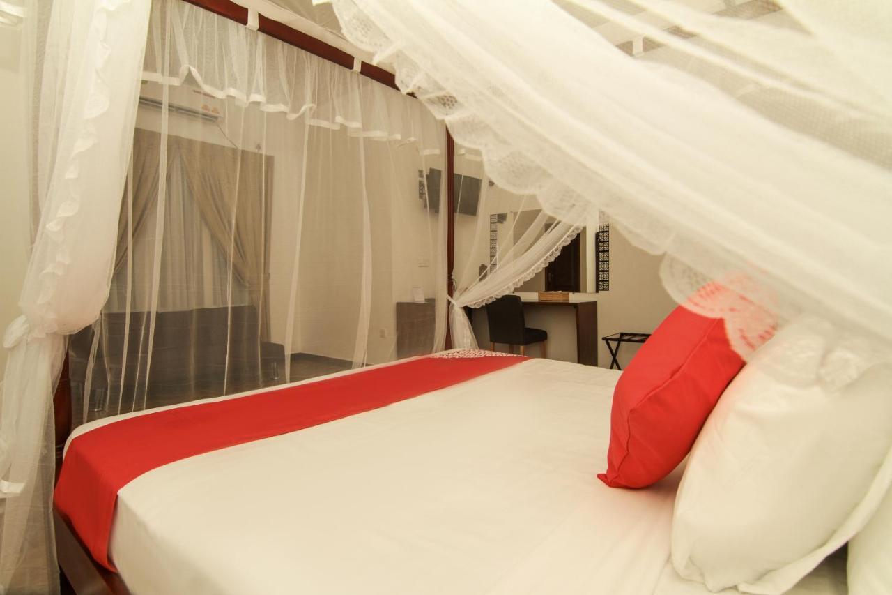 Clove Transit Hotel Kotugoda Zewnętrze zdjęcie