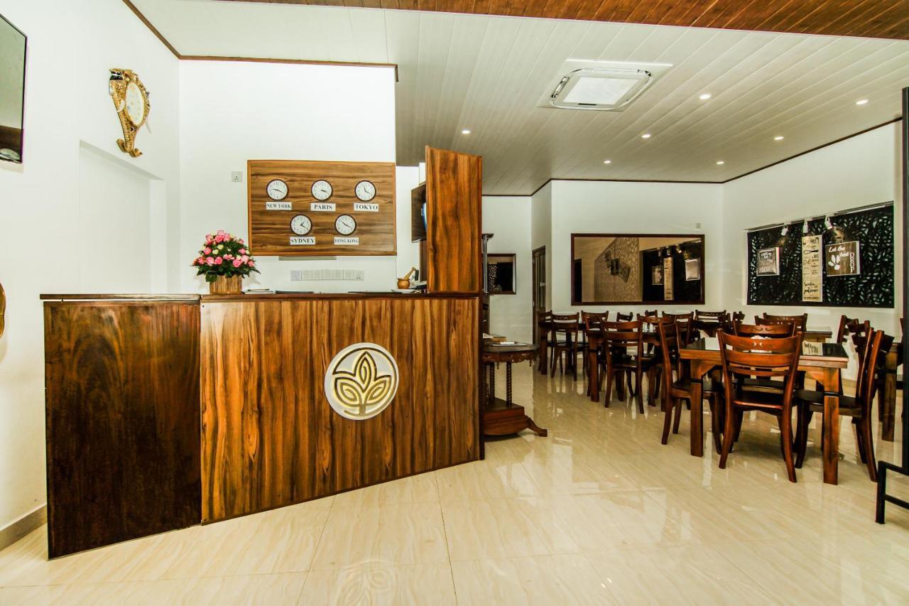 Clove Transit Hotel Kotugoda Zewnętrze zdjęcie